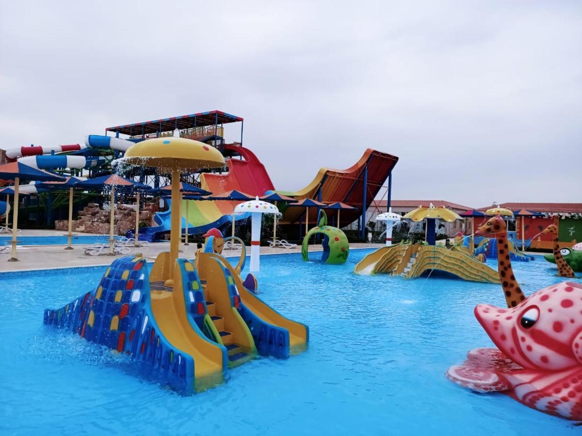Hawaii Paradise Aqua Park Resort - Families And Couples Only Хургада Екстер'єр фото
