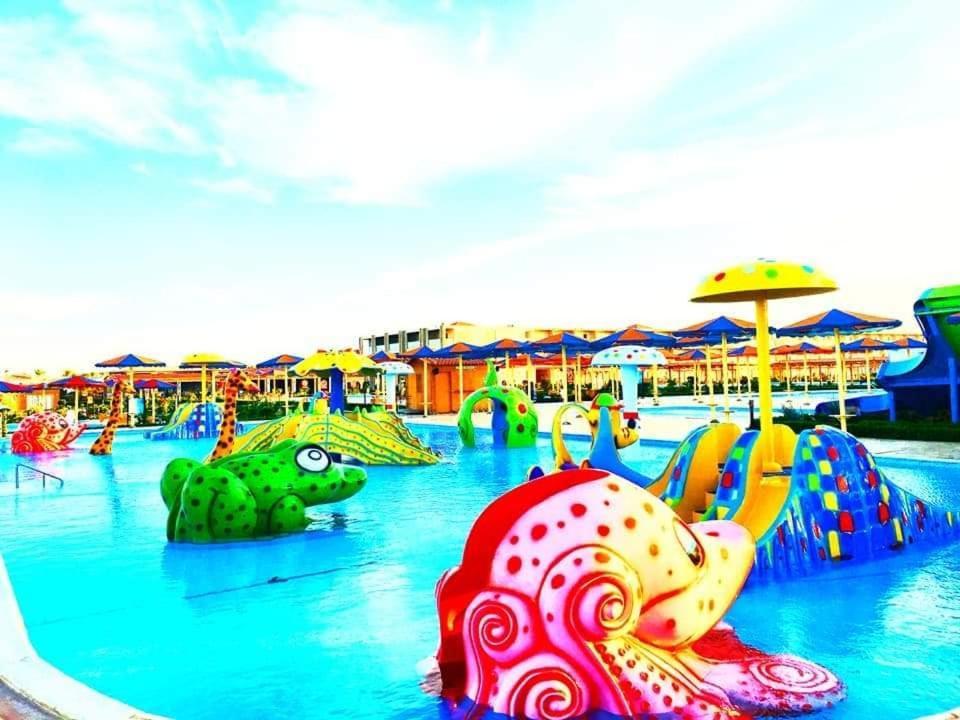 Hawaii Paradise Aqua Park Resort - Families And Couples Only Хургада Екстер'єр фото